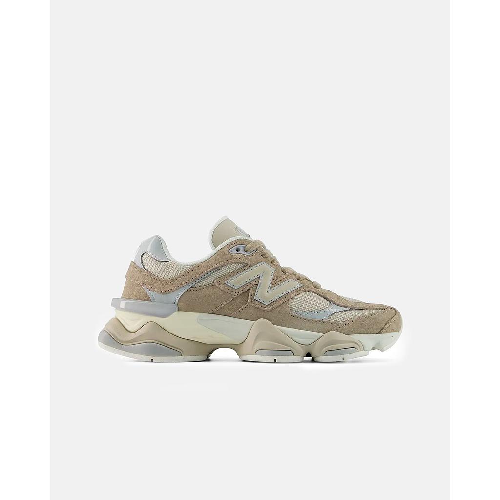 NEW BALANCE 9060 152